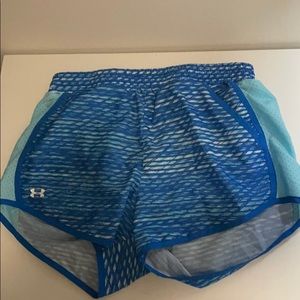 Underarmour athletic shorts